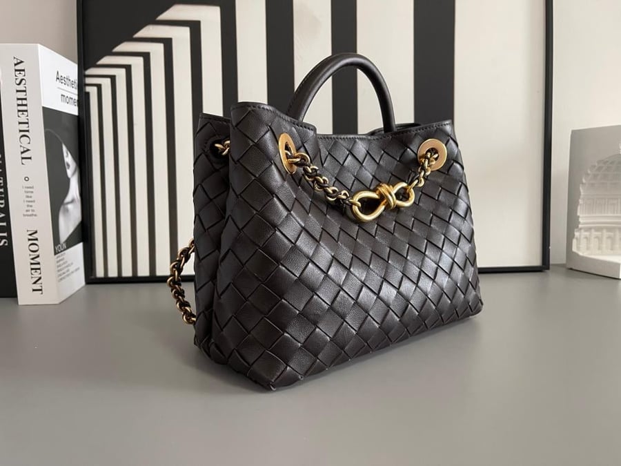 شنطة بوتيغا Andiamo Bottega مقاس 25