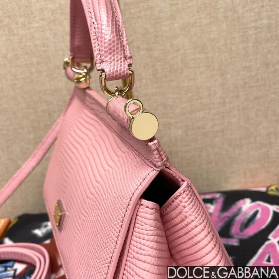. شنطة دولتشي اند غابانا شنطة دولتشي اند غابانا  Small Sicily handbag