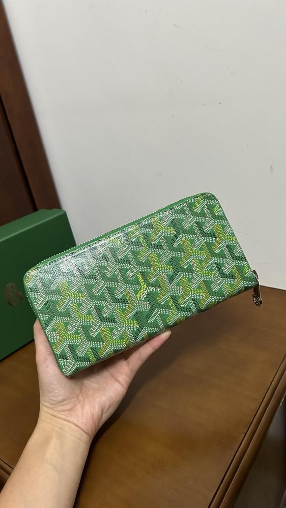 محفظة جويارد Matignon Goyard