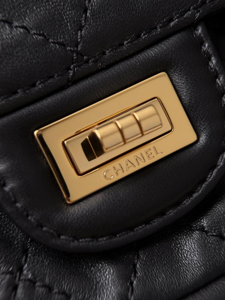 شنطة شانيل chanel