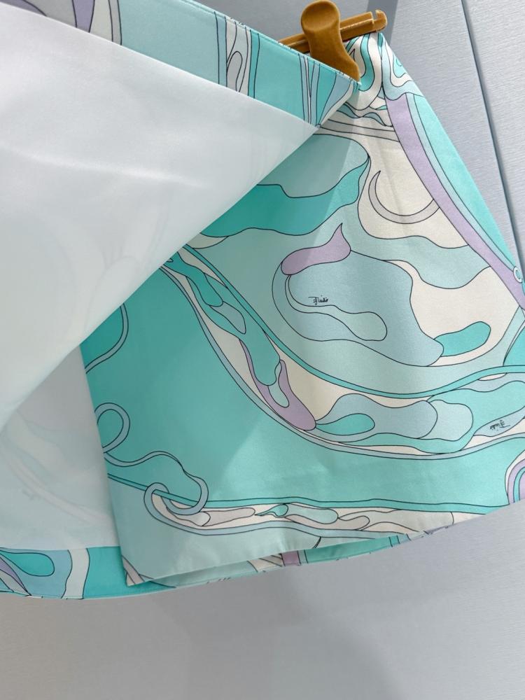 تنورة Pucci