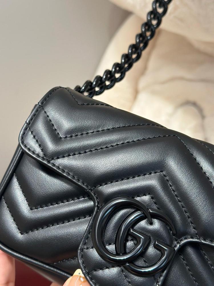 شنطة غوتشي