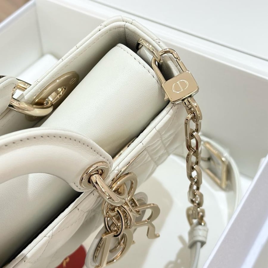شنطة ديور D-joy مقاس 16cm