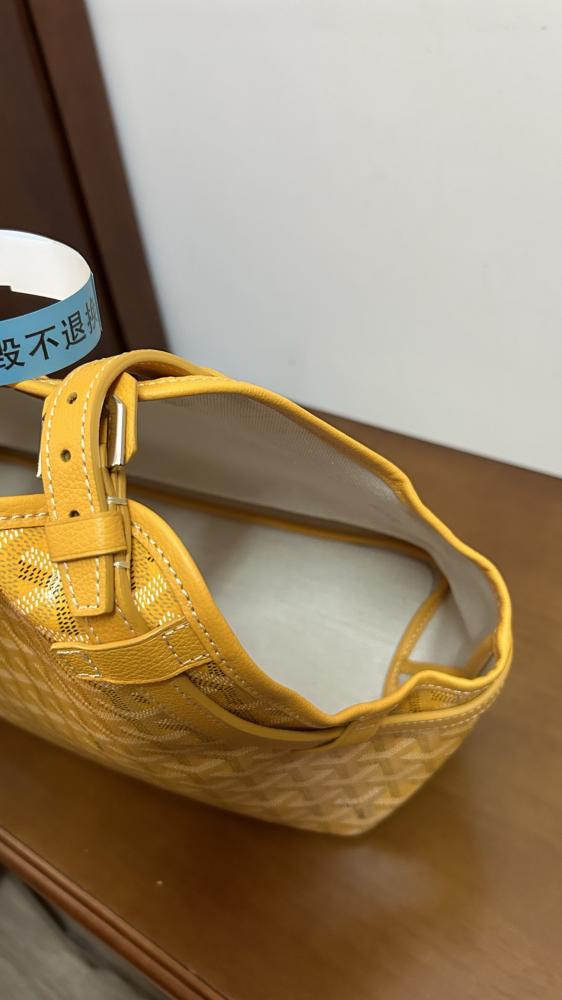 شنطة جويارد Chien Gris Goyard