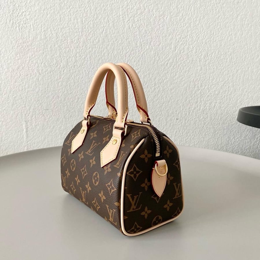 شنطة لويس فيتون Speedy Bandoulière مقاس 20