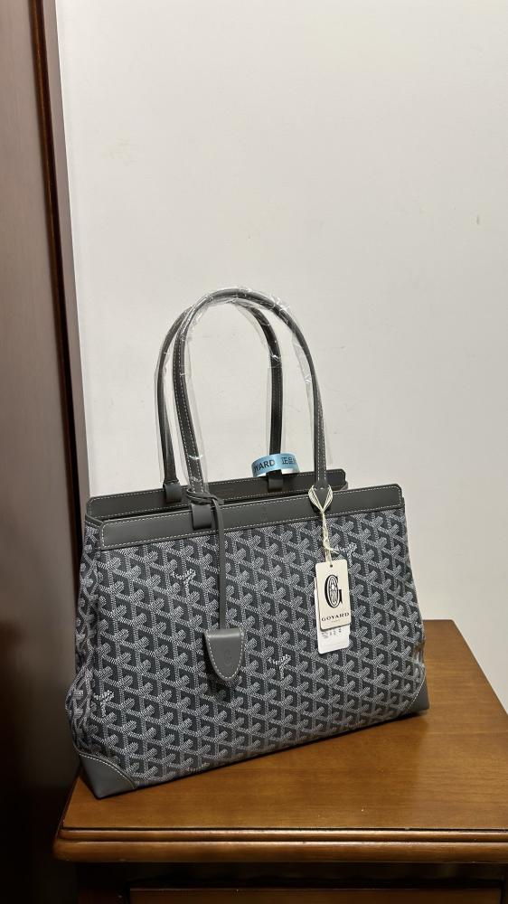 شنطة جويارد Bellchass Goyard