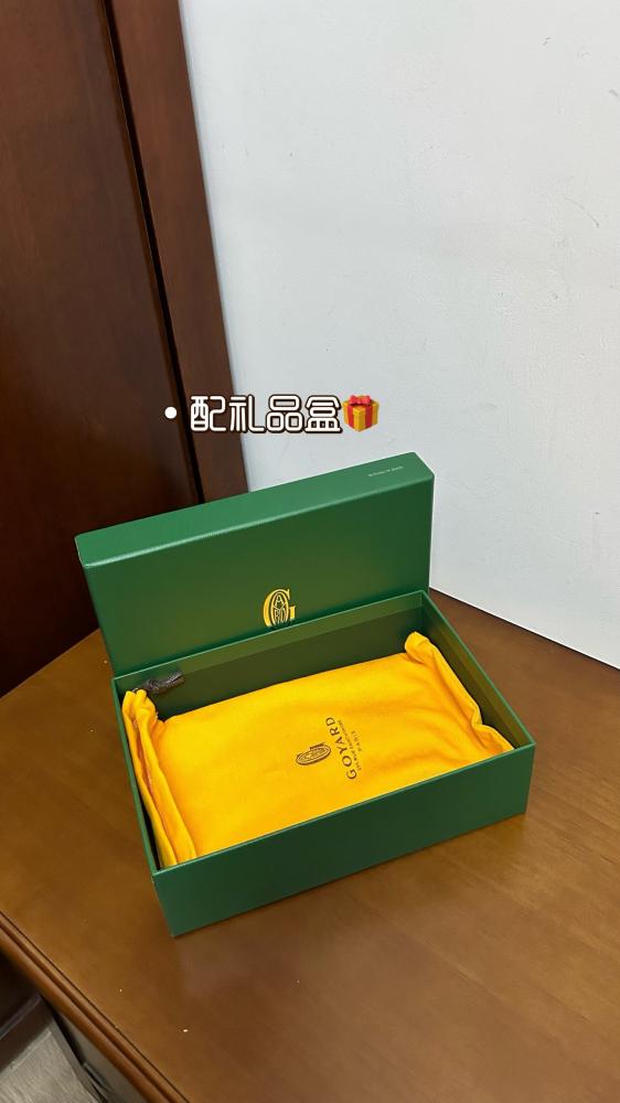 محفظة جويارد Matignon Goyard