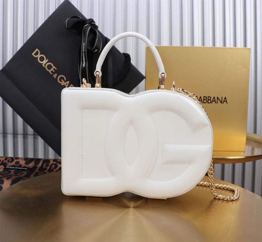 شنطة دولتشي اند غابانا DG Logo Bag box handbag