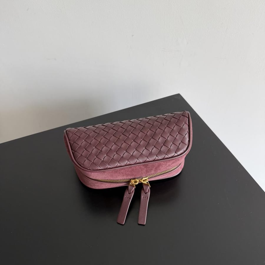 شنطة بوتيغا Nodo Bottega