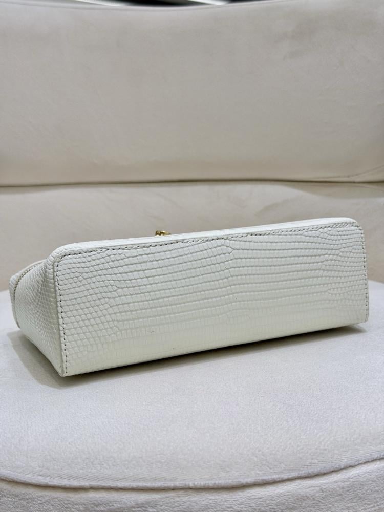 شنطة لورو بيانا Extra Poket Lizard Lora piana مقاس 19 cm