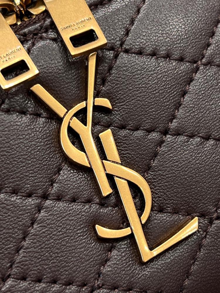 سان لوران GABY VANIT BAG مقاس 18cm