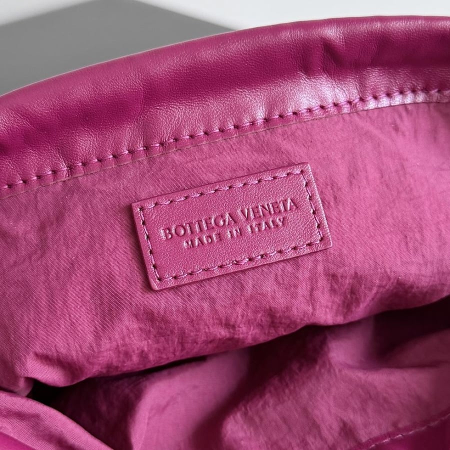 شنطة بوتيغا Mini Dustbag