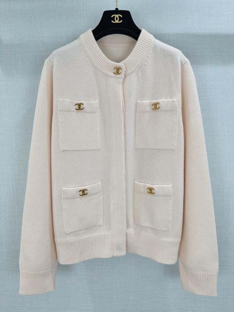كارديجان Chanel