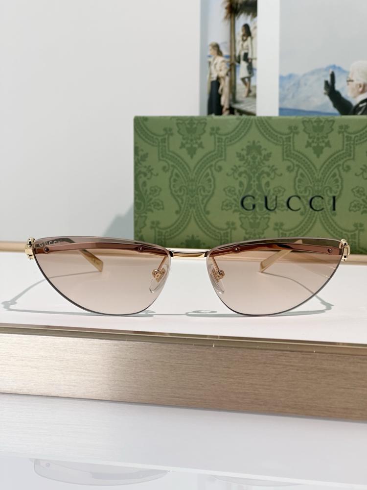 نظارة غوتشي