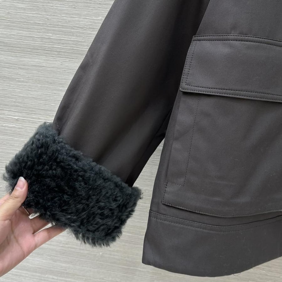 جاكيت Brunello cucinelli