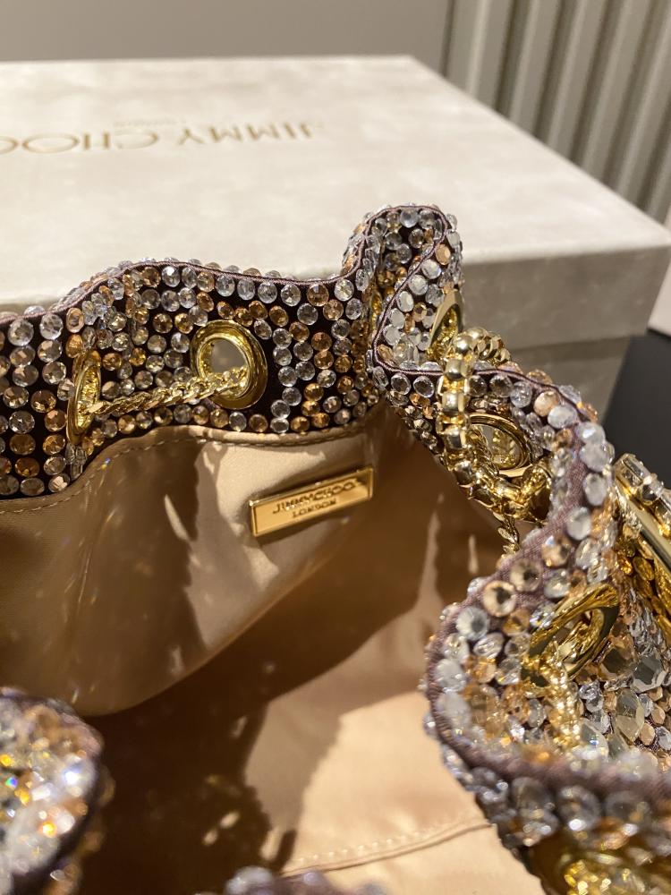 شنطة جيمي تشو JIMMY CHOO