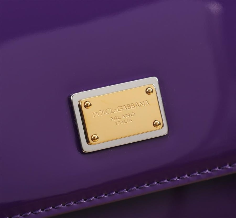 . شنطة دولتشي اند غابانا Medium Sicily handbag