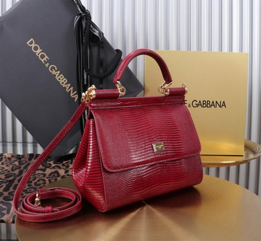 . شنطة دولتشي اند غابانا شنطة دولتشي اند غابانا Small Sicily handbag