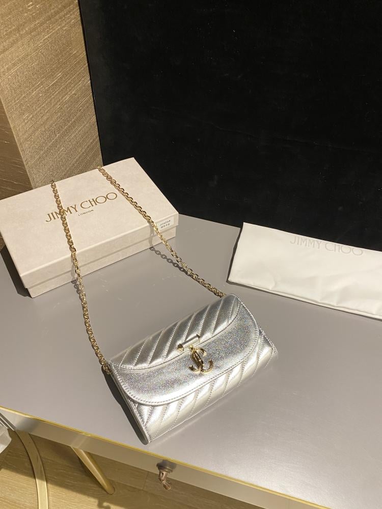 شنطة جيمي تشو JIMMY CHOO
