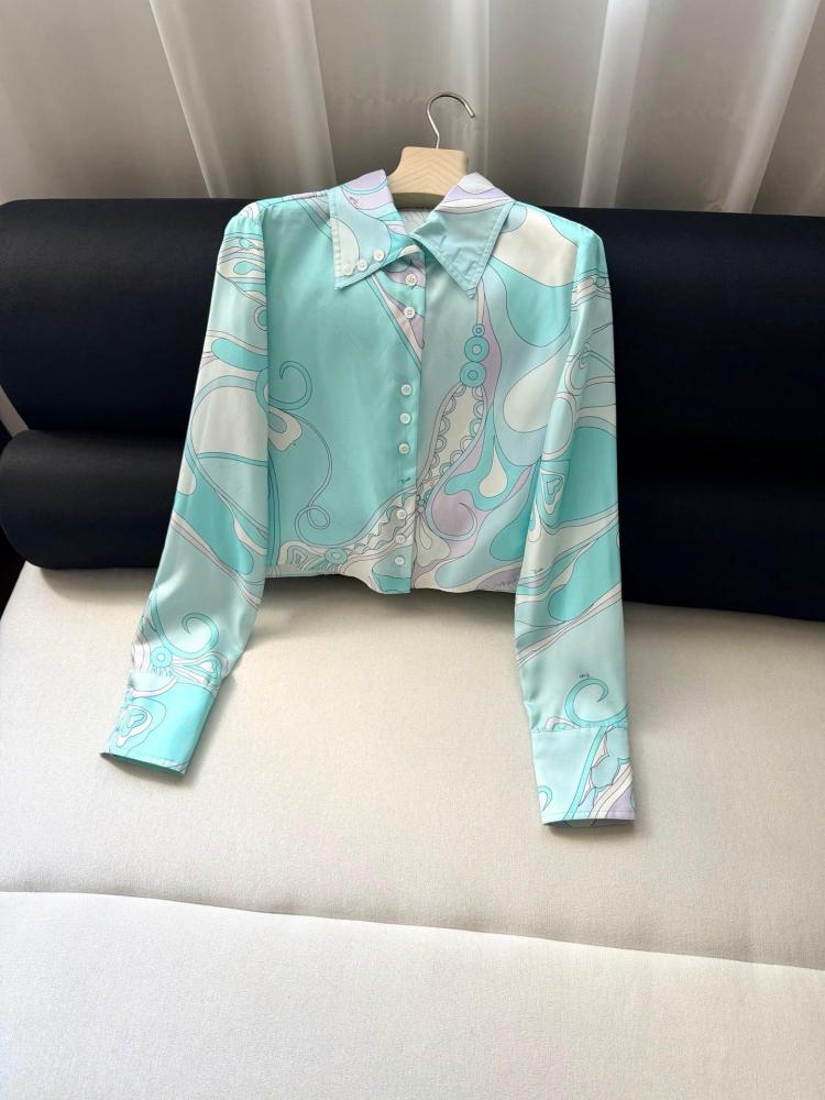 قميص Pucci.