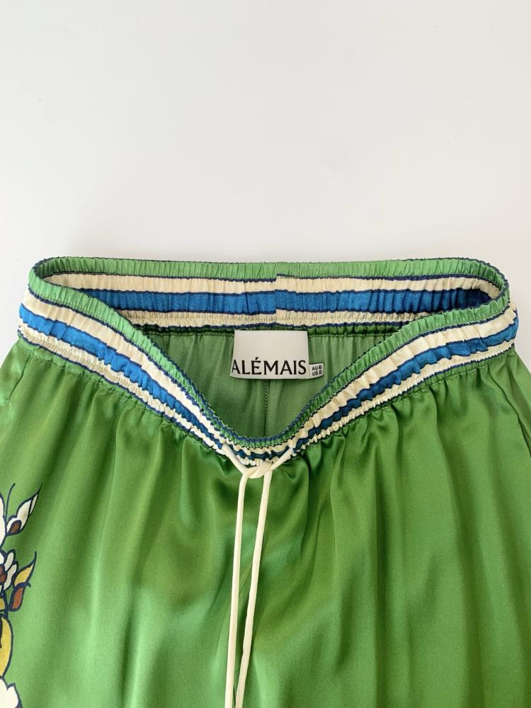 طقم Alem