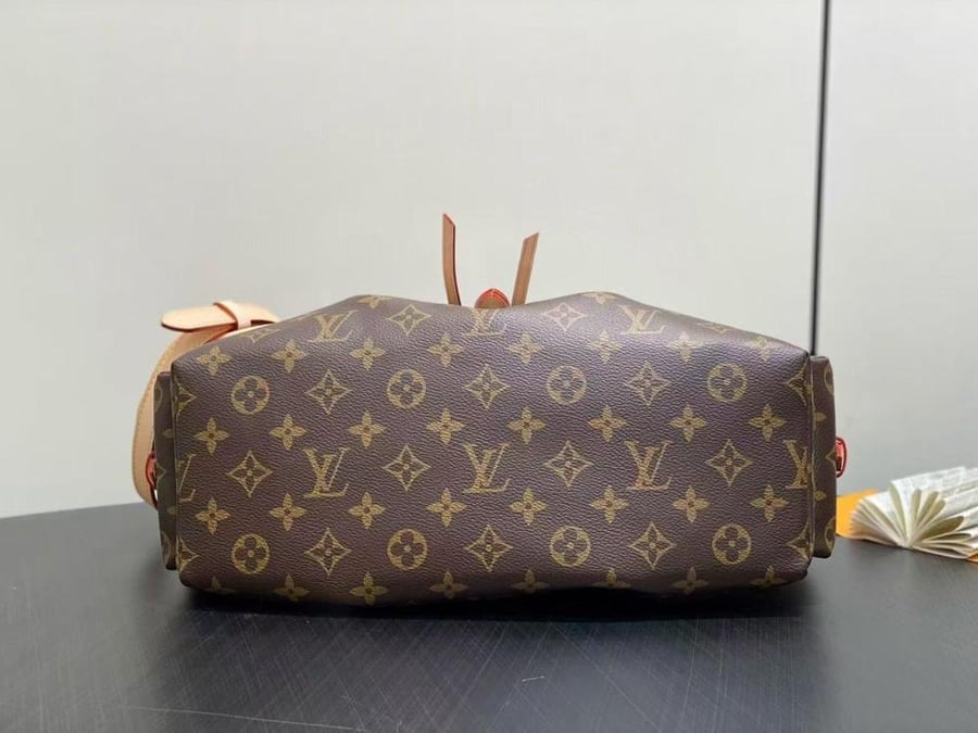 شنطة لويس فيتون مقاس 36cm