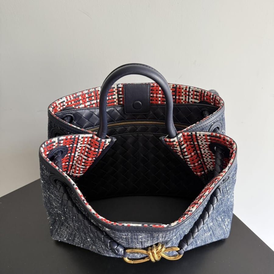 شنطة بوتيغا  Andiamo مقاس 32cm
