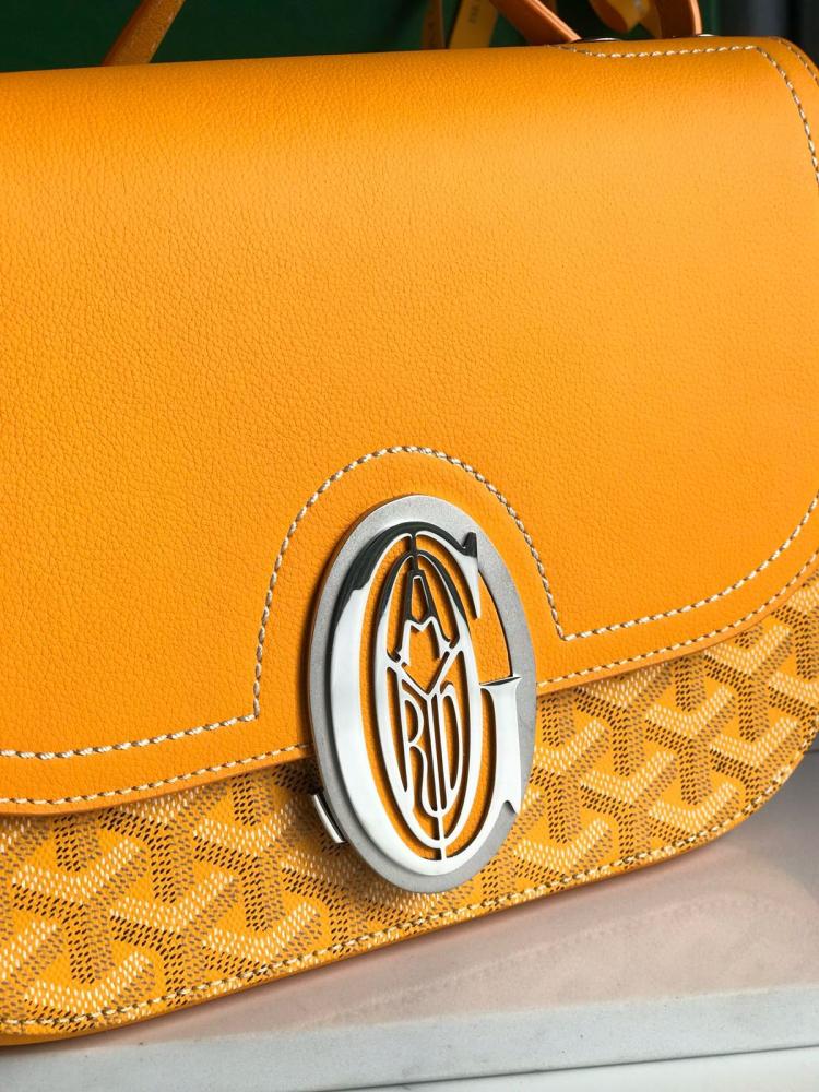 شنطة جويارد  233 bag  مقاس 25cm