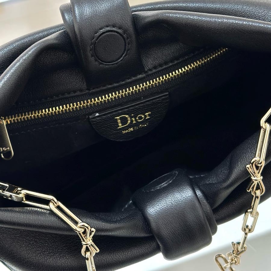 شنطة ديور Doir