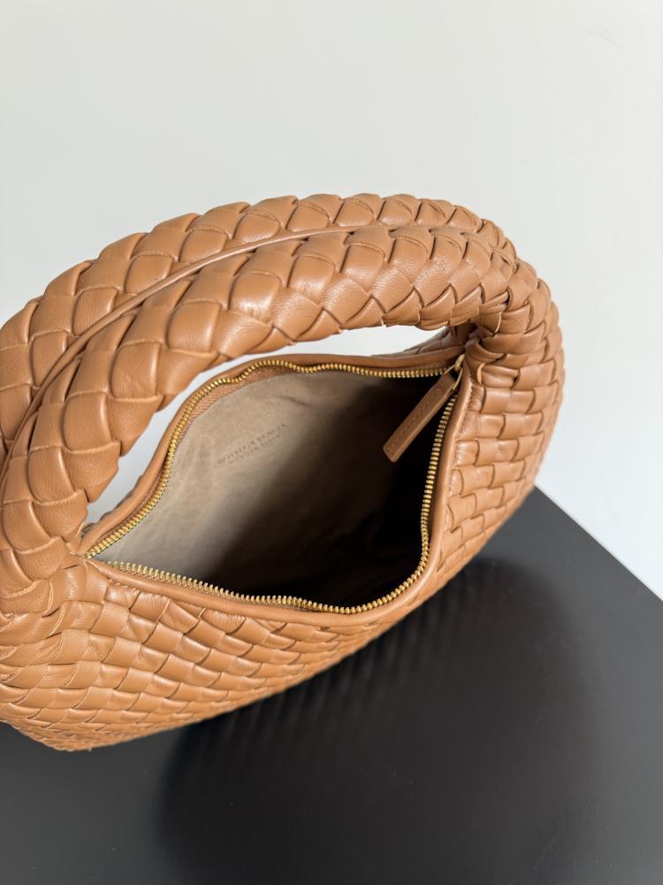 شنطة بوتيغا Small Veneta Hobo bottega
