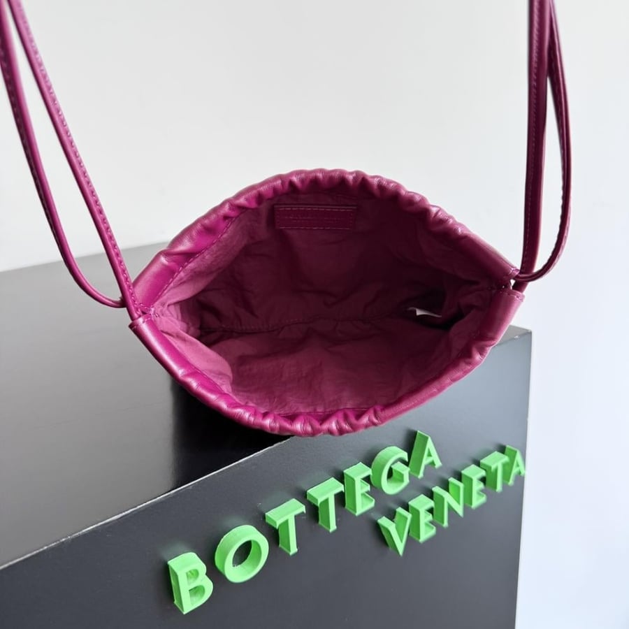 شنطة بوتيغا Mini Dustbag