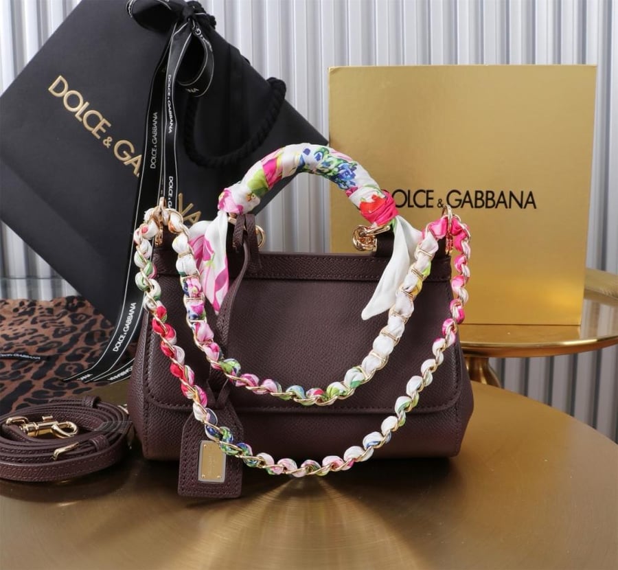 شنطة دولتشي اند غابانا  Small Sicily handbag