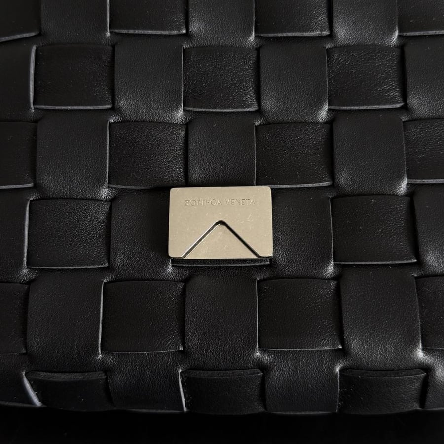 شنطة بوتيغا Orto Messenger Bottega