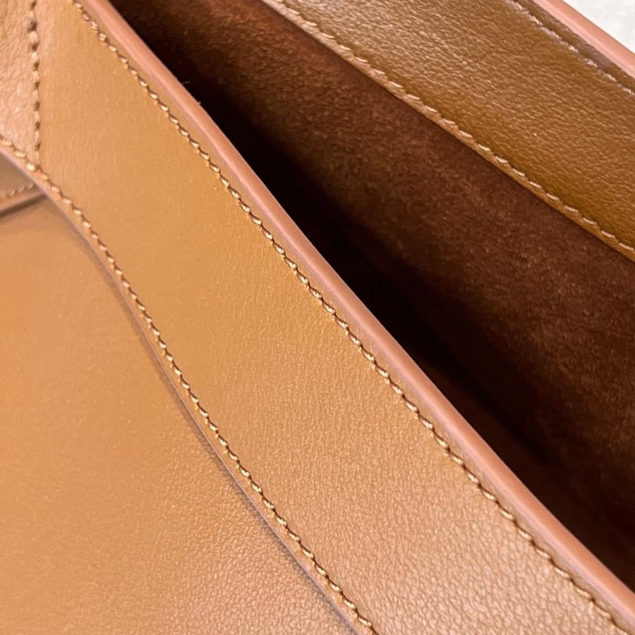 شنطة سان لوران Tote Saint Laurent