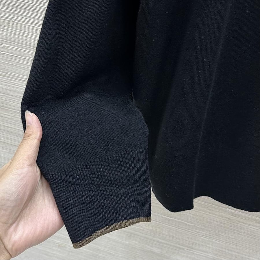 طقم Brunello cucinelli