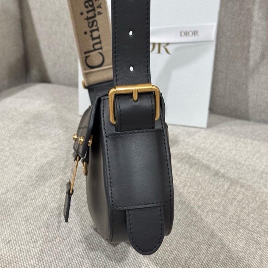 شنطة ديور D-street مقاس 24cm