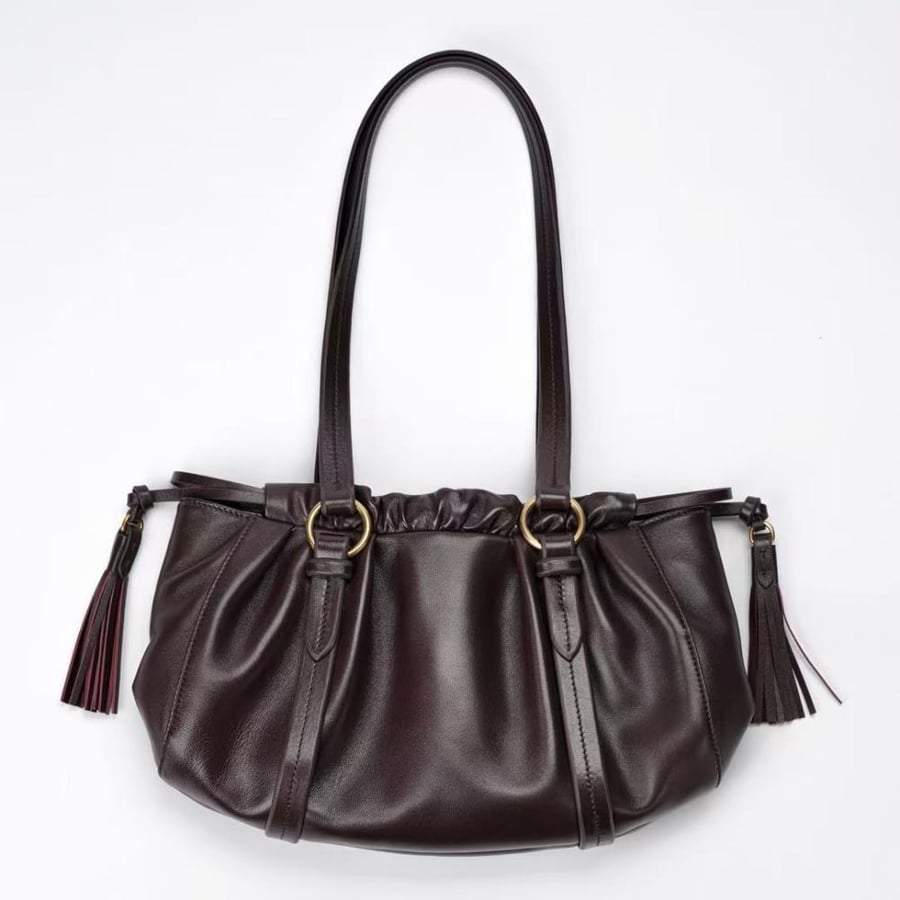 شنطة Miu Miu Joie NAppa مقاس 32cm