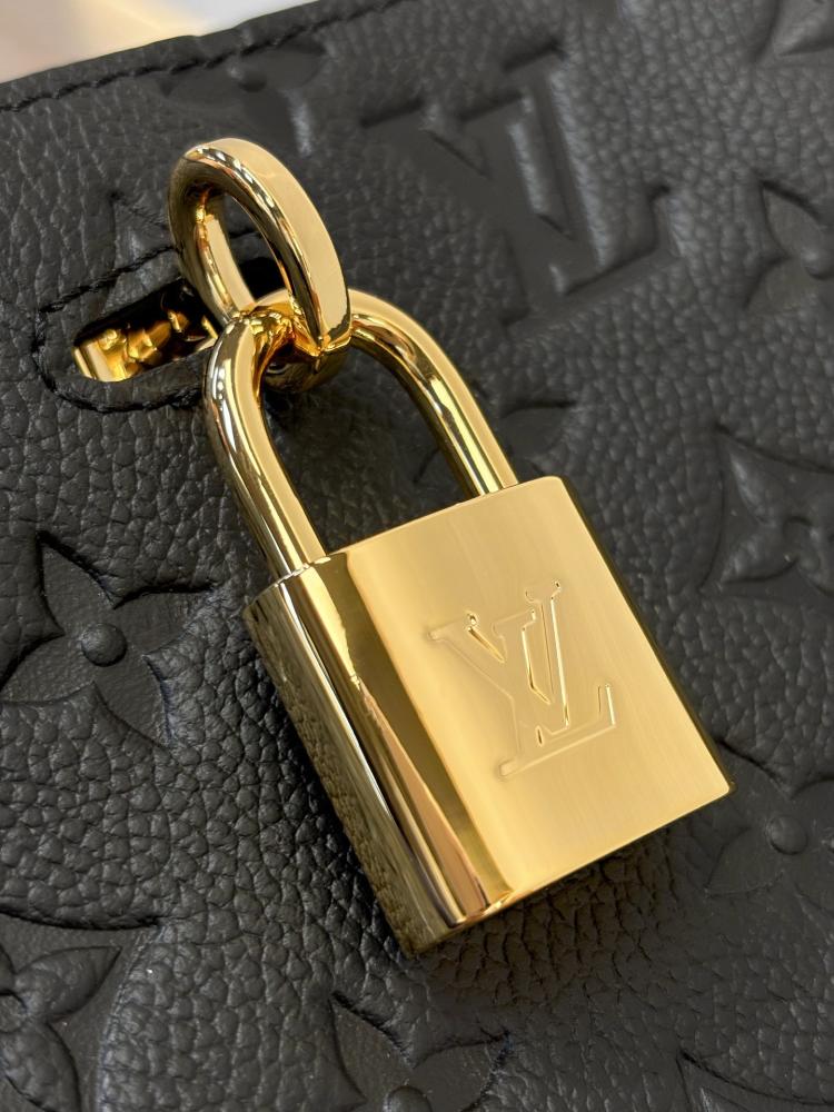 شنطة لويس فيتون Louis Vuitto