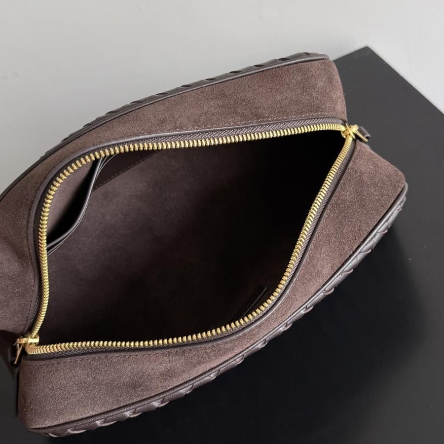 شنطة بوتيغا large Nodo Bottega