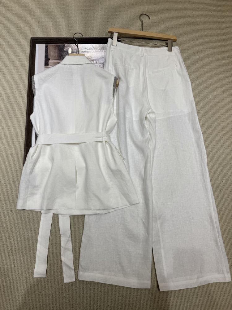 طقم Brunello cucinelli