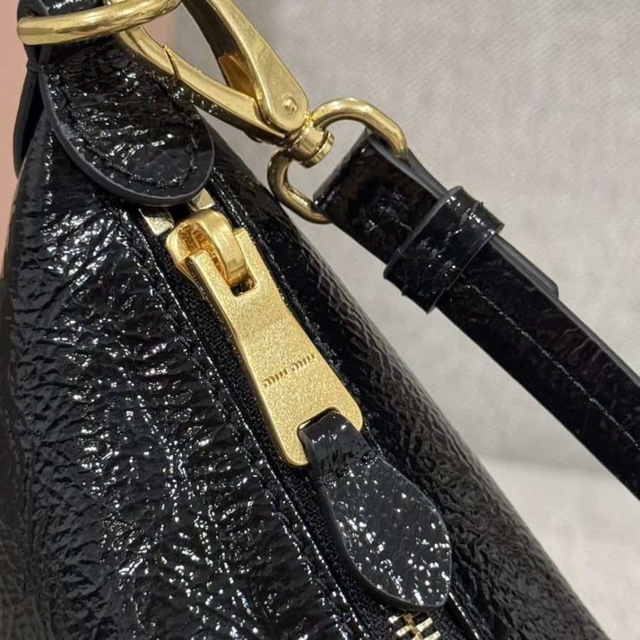 شنطة Miu Miu