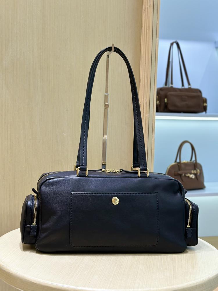 شنطة ميو ميو Large Biker Miumiu مقاس 32 cm