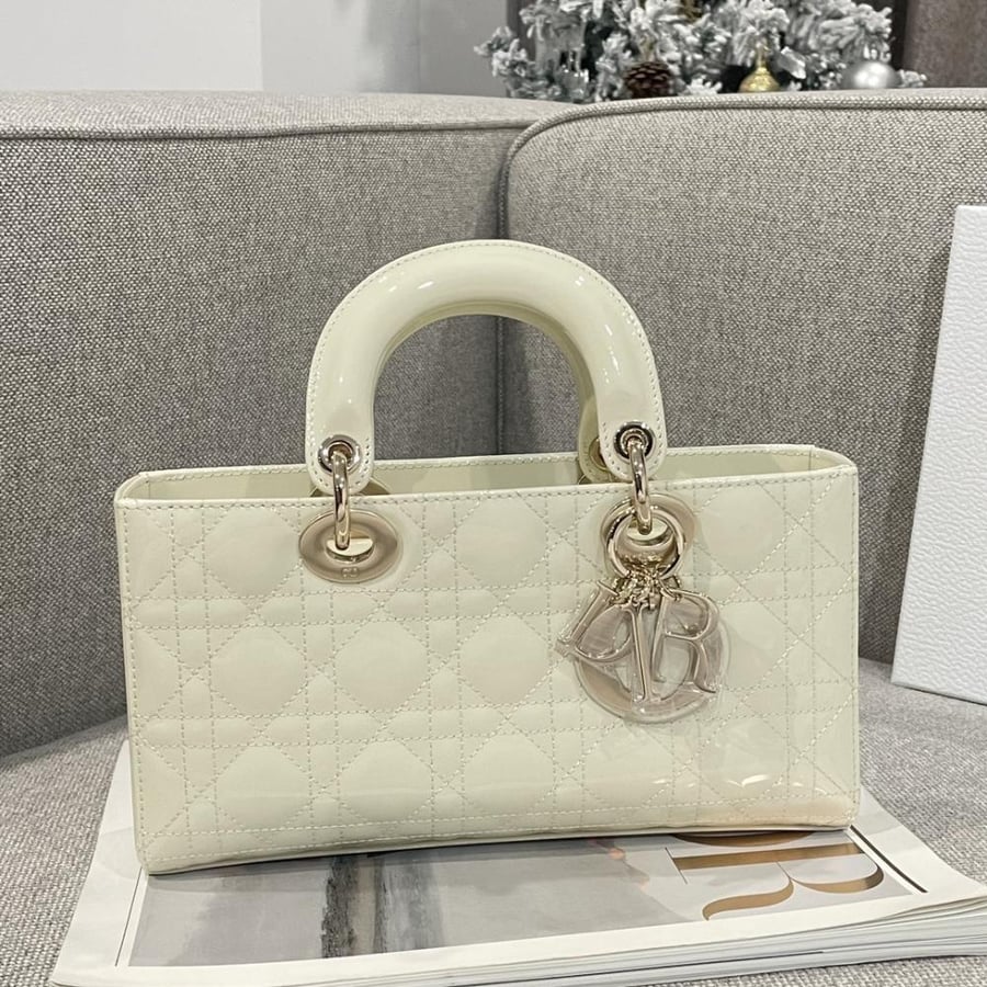 شنطة ديور Dior