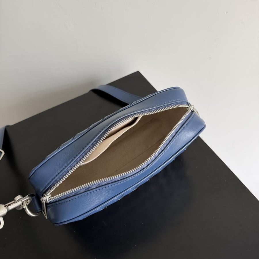 شنطة بوتيغا Camera Bag Bottega