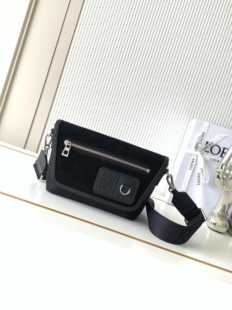 شنطة لويفي Flex Loewe