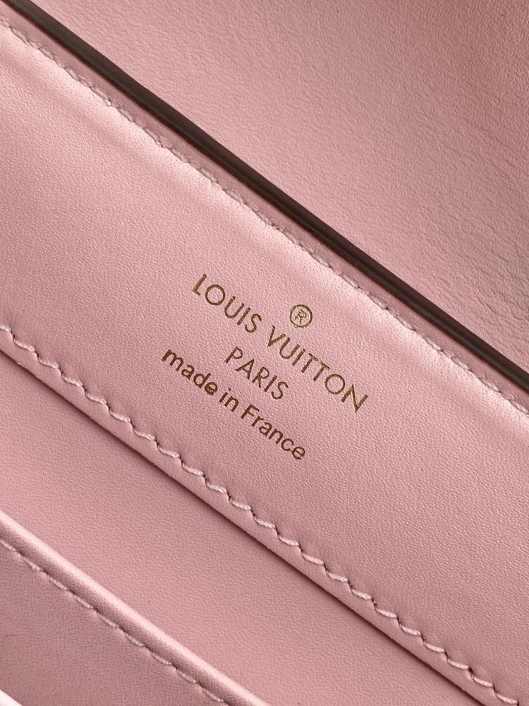 شنطة لويس فيتون Louis Vuitto