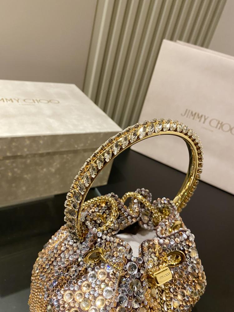 شنطة جيمي تشو JIMMY CHOO