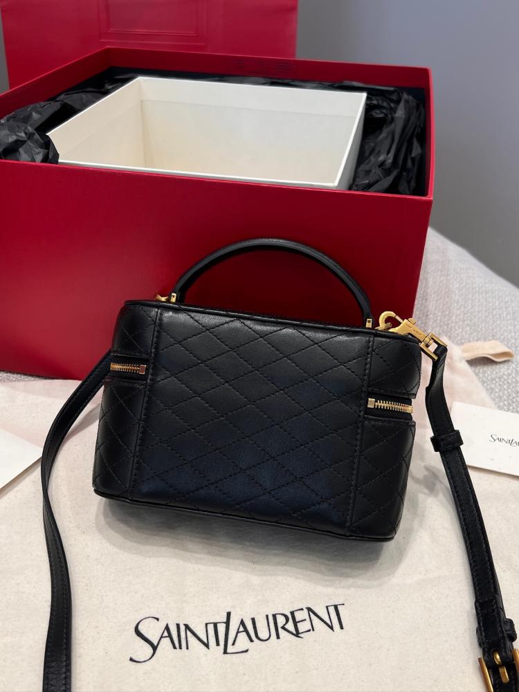 سان لوران GABY VANIT BAG مقاس 18cm