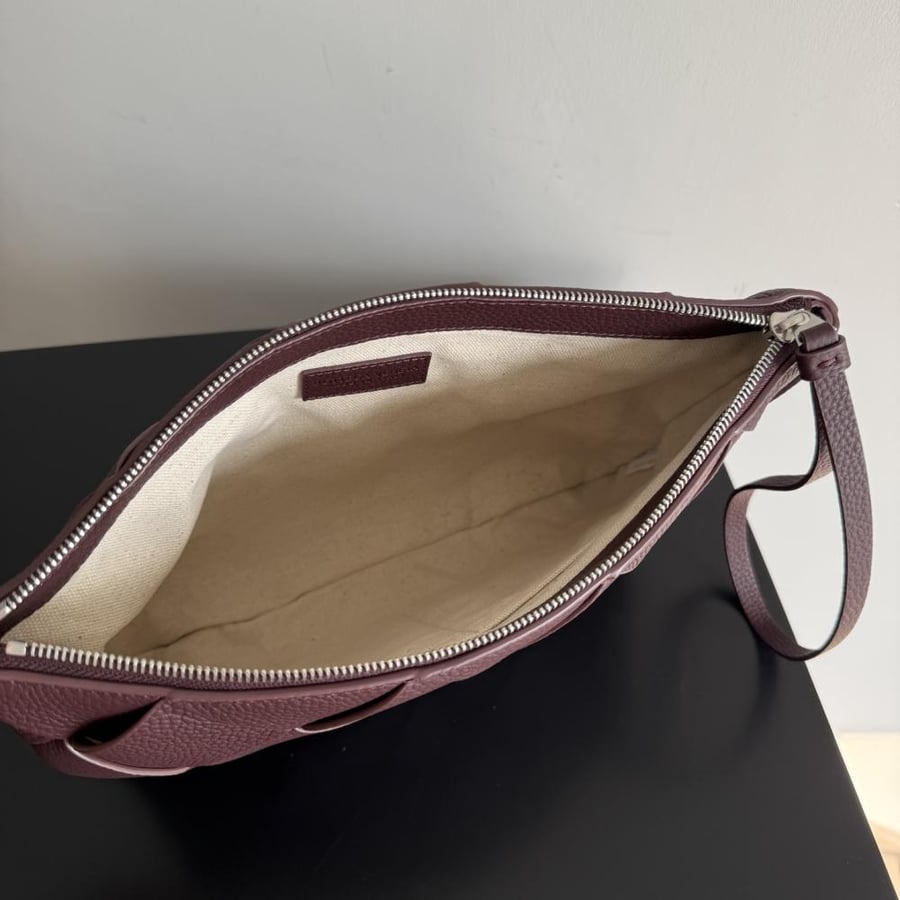 شنطة بوتيغا Bottega
