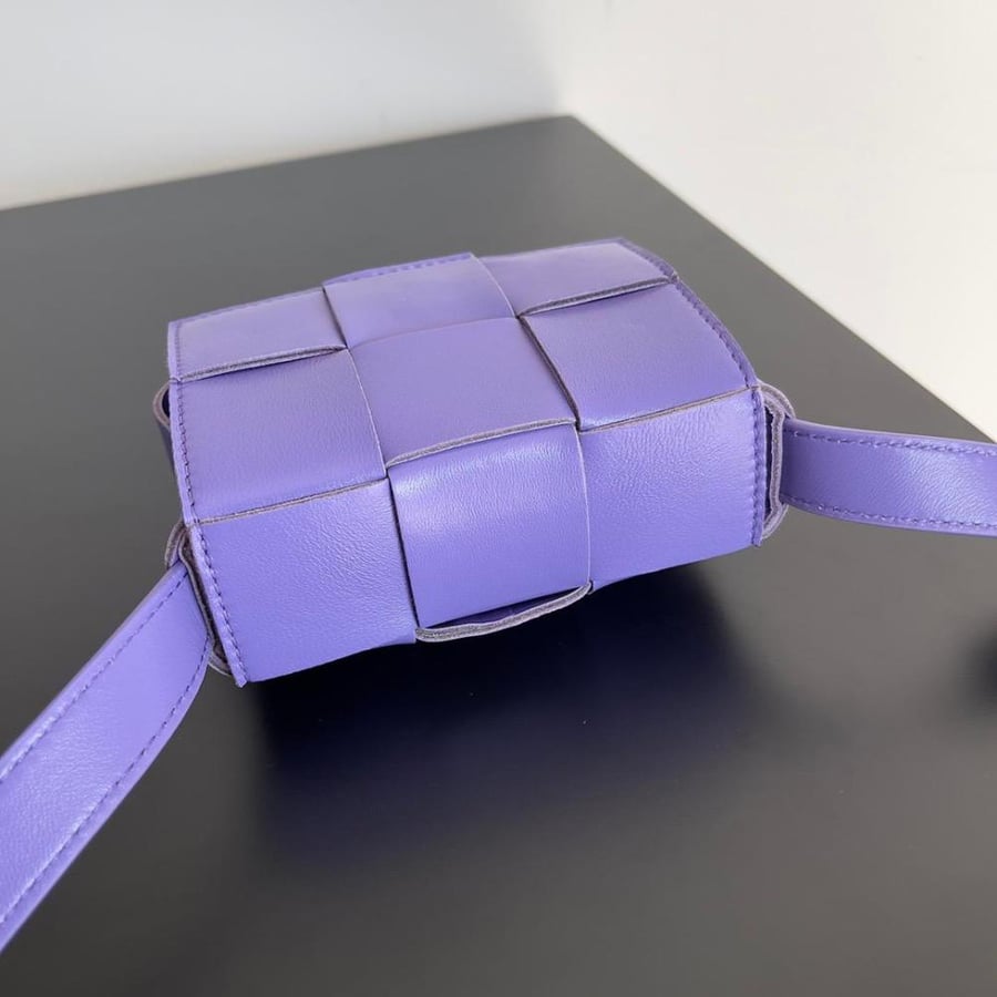 شنطة بوتيغا Mini Cassette مقاس 12cm